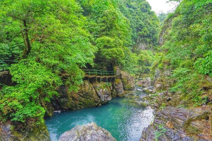 逃离沙漠建筑
